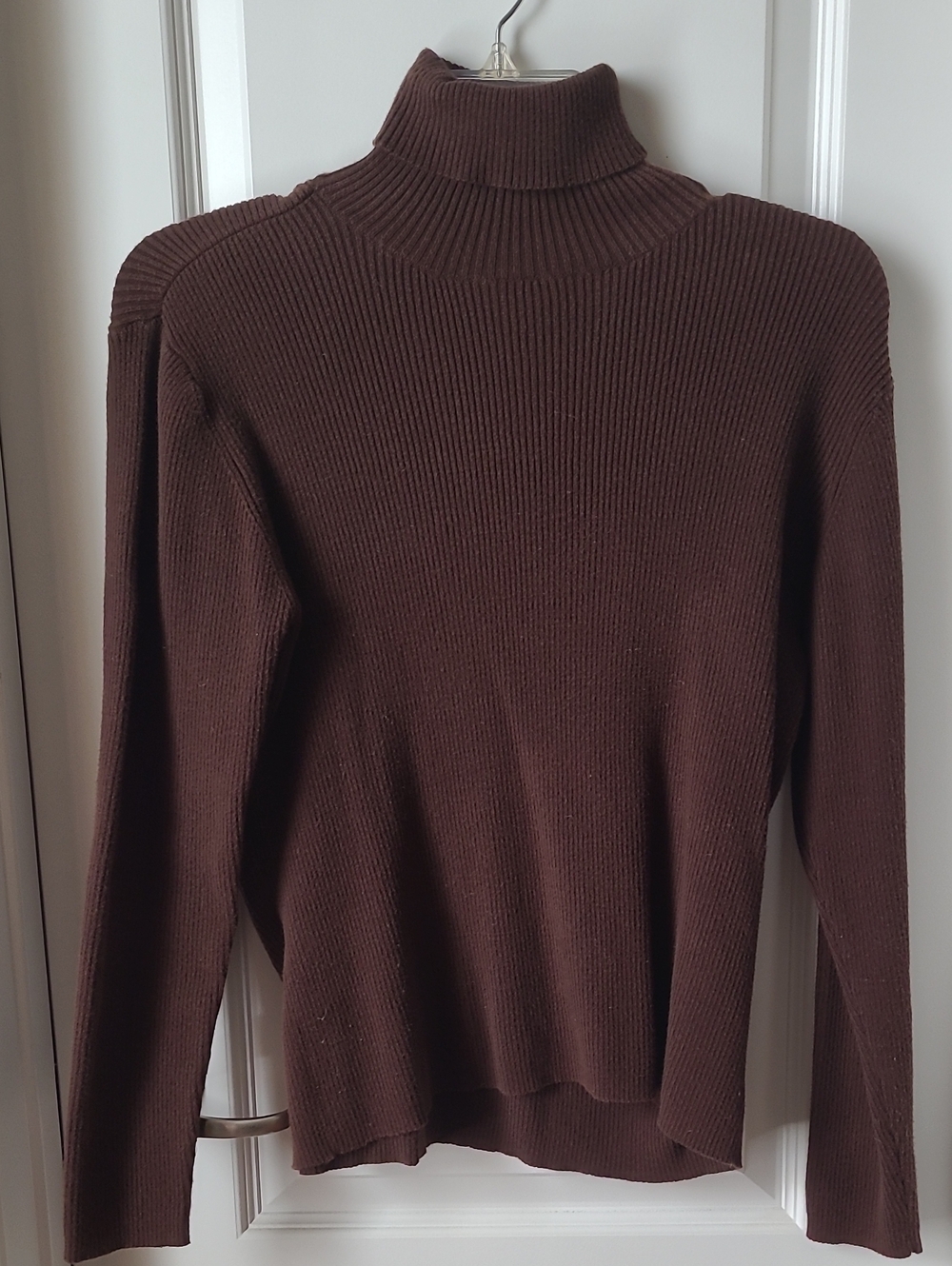 Valerie Stevens Chocolate Brown Ribbed Turtleneck Sweater